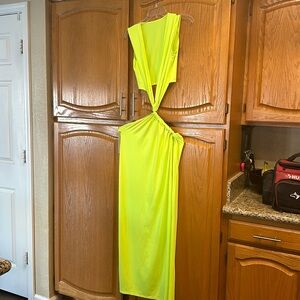 Beautiful Brand New Lime Green Dress - Very high split on the leg.